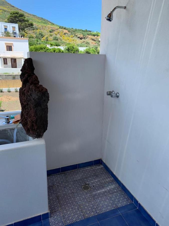 Il Vulcano A Piedi สตรอมโบลี ภายนอก รูปภาพ