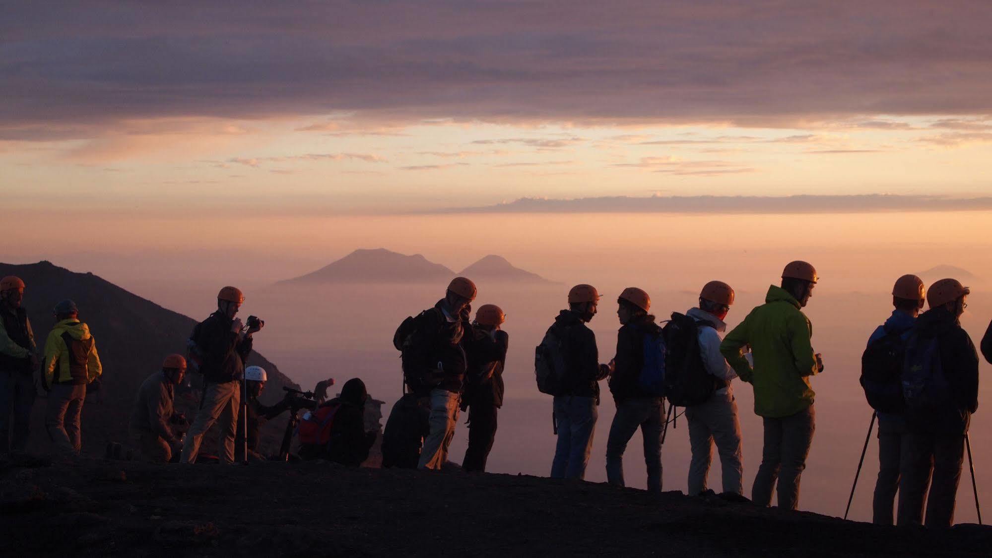 Il Vulcano A Piedi สตรอมโบลี ภายนอก รูปภาพ